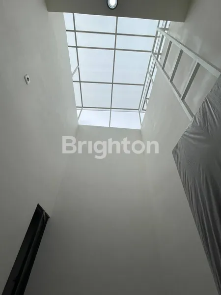 image RUMAH BARU GRESS MINIMALIS MULYOSARI PRIMA UTARA SURABAYA TIMUR, ROW JALAN LEBAR, DEKAT PAKUWON CITY MALL, ROW JALAN BESAR (6)