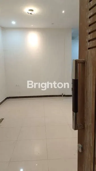 image RUMAH CANTIK MODERN 2 LANTAI JL. INDRAKILA (5)