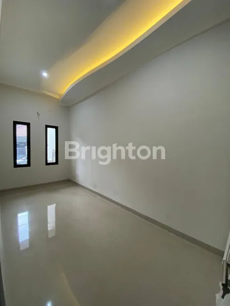 image RUMAH BARU MINIMALIS MULYOSARI PRIMA, SURABAYA TIMUR, ROW JALAN LEBAR, DEKAT PAKUWON CITY MALL (4)