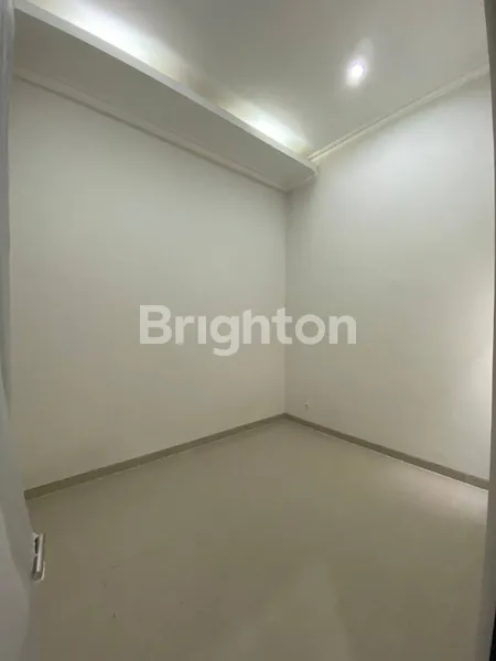 image RUMAH BARU MINIMALIS MULYOSARI PRIMA, SURABAYA TIMUR, ROW JALAN LEBAR, DEKAT PAKUWON CITY MALL (6)