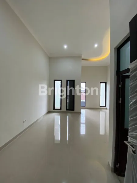 image RUMAH BARU MINIMALIS MULYOSARI PRIMA, SURABAYA TIMUR, ROW JALAN LEBAR, DEKAT PAKUWON CITY MALL (7)