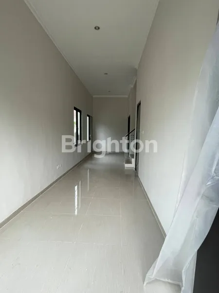 image RUMAH BARU MINIMALIS MULYOSARI SURABAYA TIMUR, ROW JALAN LEBAR, DEKAT PAKUWON CITY MALL (8)
