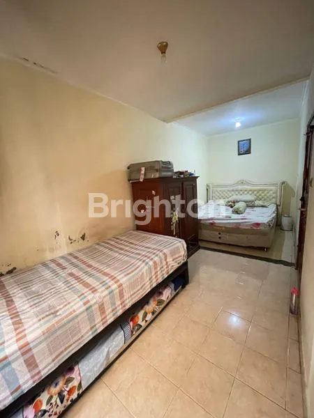 image RUMAH STRATEGIS 2 LANTAI DI JL. H SYAHRIN, HAJI NAWI - JAKARTA SELATAN (4)