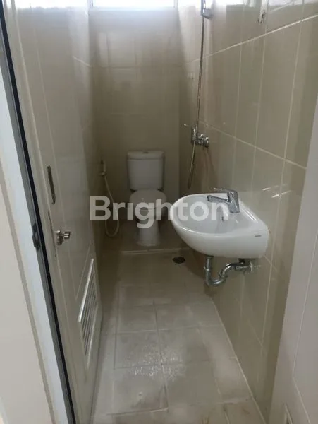 image SEWA RUMAH 2 KT SEMI FURNISHED GADING SERPONG (6)