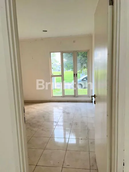 image SUVARNA SUTERA ALAM LUAS 200 M² HANYA 2M NEGO (3)