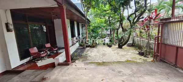 image DIJUAL RUMAH LUAS & STRATEGIS UNTUK USAHA DI PARAKAN ASRI RAYA, BUAH BATU BANDUNG (5)