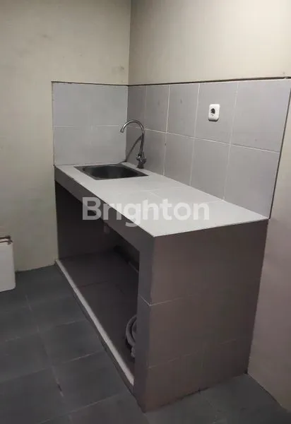 image RUMAH CANTIK 2 KT DI CLUSTER ELBURG (7)