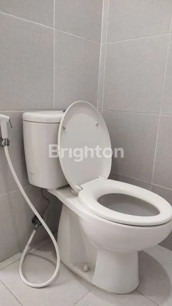 image RUMAH CANTIK 2 KT DI CLUSTER ELBURG (5)