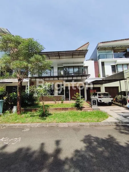 image HUNIAN EKSKLUSIF SHM, VIEW DANAU & ROOFTOP (1)