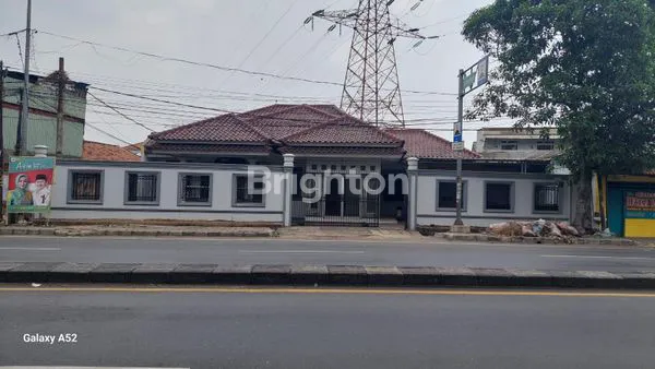 image RUMAH BESAR DAN NYAMAN DI DAAN MOGOT (1)