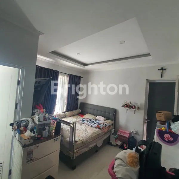 image RUMAH CANTIK 2 LANTAI FULLY FURNISH CLUSTER  ATLANTA VILLAGE GADING SERPONG (7)