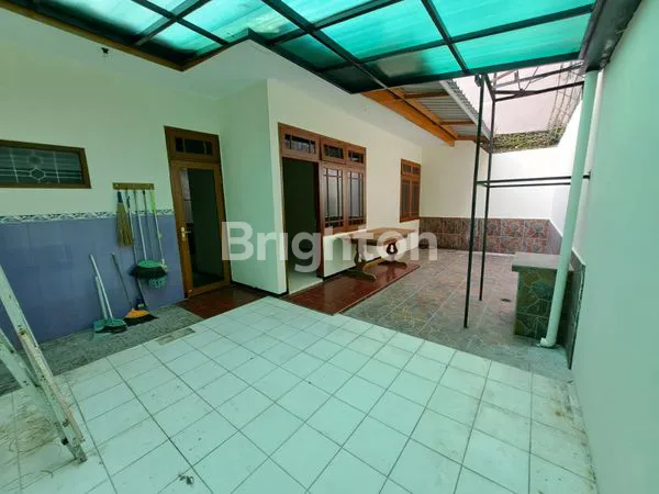 image RUMAH SIAP HUNI DI AREA DIENG MALANG (4)