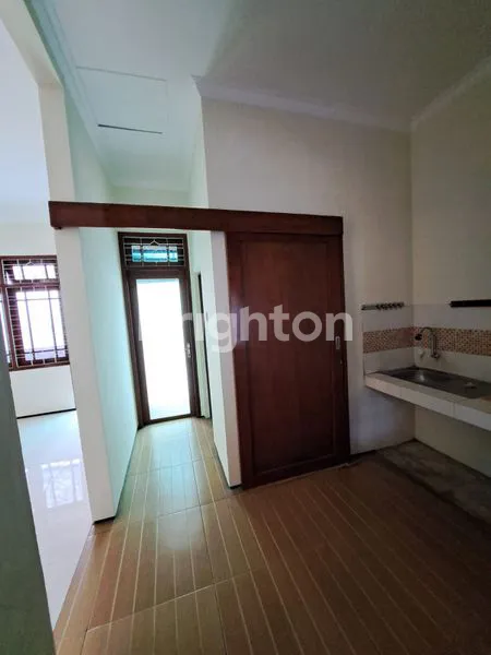 image RUMAH SIAP HUNI DI AREA DIENG MALANG (3)