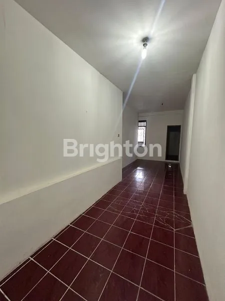 image RUKO 3,5 LANTAI STRATEGIS DI MENTENG JAKARTA PUSAT (8)