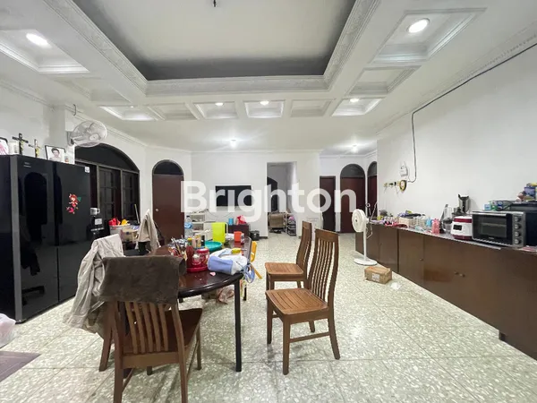 image RUMAH 1.5 LANTAI DEKAT RS SUMBER WARAS TOMANG GROGOL JAKARTA BARAT  (1)