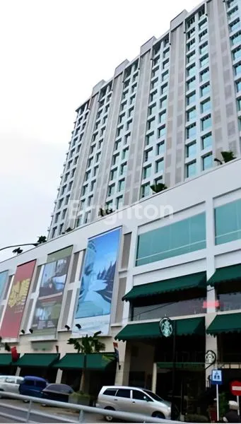 image PETRA SQUARE (1)