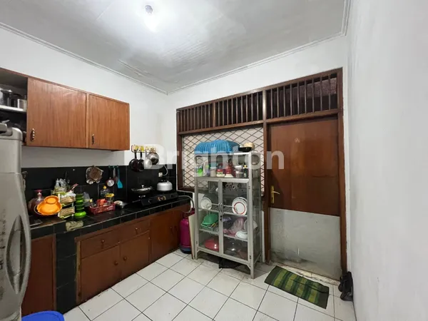 image RUMAH HOOK COCOK UNTUK KOST TOMANG JAKARTA BARAT (3)