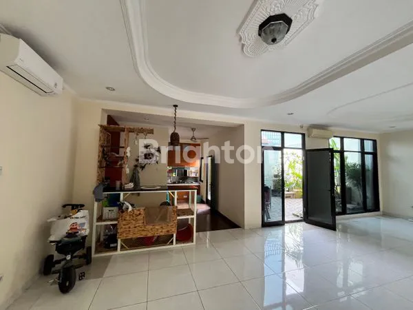 image RUMAH 2 LANTAI SIAP HUNI DI KOMPLEK STRATEGIS MAJA MOGAN RESIDENCE  - DENPASAR SELATAN  (4)