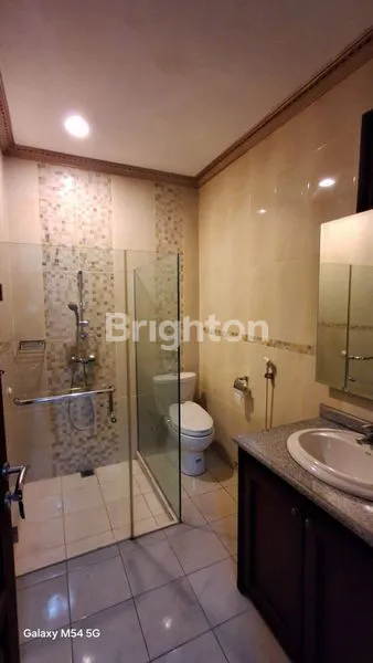 image RUMAH MEWAH FULL FURNISH TENGAH KOTA SOLO - LAWEYAN (5)