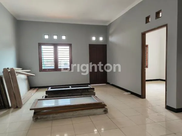 image RUKO 3 LANTAI STRATEGIS SIAP USAHA DIPUSAT KOTA TASIKMALAYA (6)