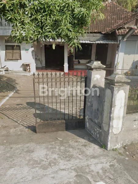 image FOR SALE RUMAH 2LT LUAS COCOK UNTUK USAHA KOST DI LOKASI STRATEGIS (6)