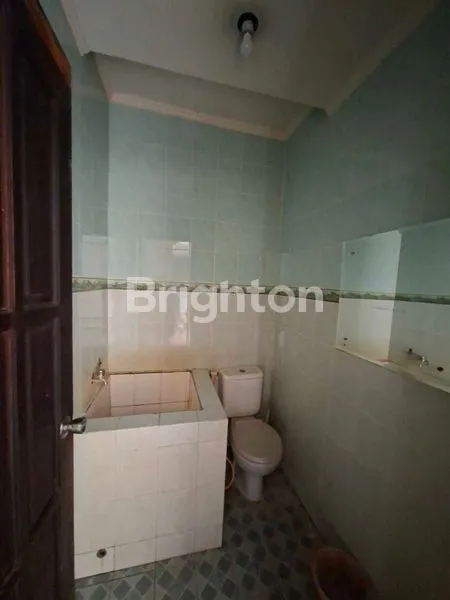 image RUMAH BESAR DIPERUMAHAN WIKA BALIKPAPAN (5)