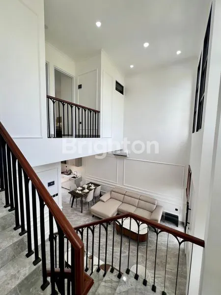 image RUMAH MEWAH 2 LANTAI KAWASAN ELITE KEMAG PRATAMA BEKASI  (4)