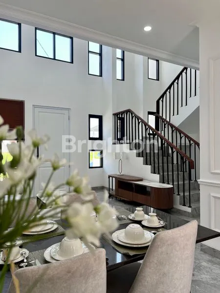 image RUMAH MEWAH 2 LANTAI KAWASAN ELITE KEMAG PRATAMA BEKASI  (3)
