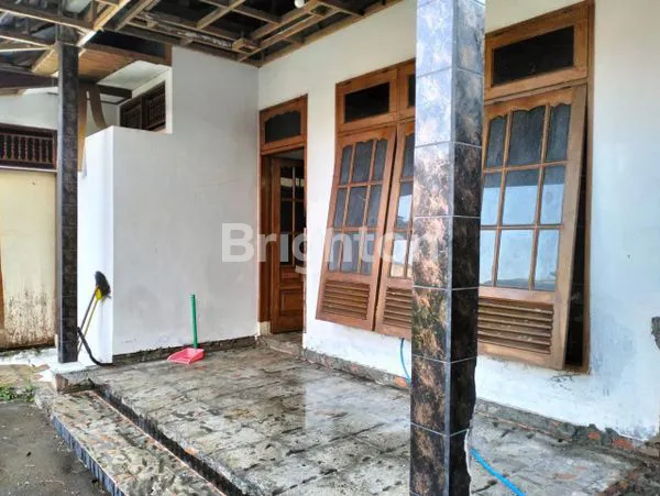 image TURUN HARGA !! FOR SALE HOUSE NEAR LIVING WORLD MALL DENPASAR | DIJUAL RUMAH 2 LANTAI SEKAR TUNJUNG DEKAT MALL LIVING WORLD (5)