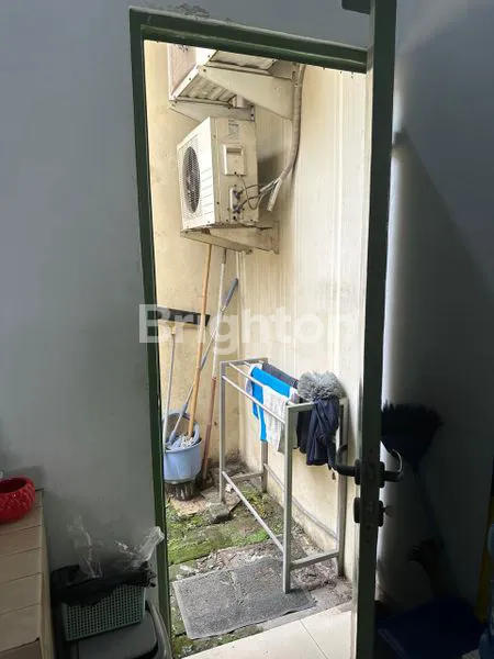 image RUKO 3 LANTAI STRATEGIS JALAN UTAMA BSD TANGERANG SELATAN (7)