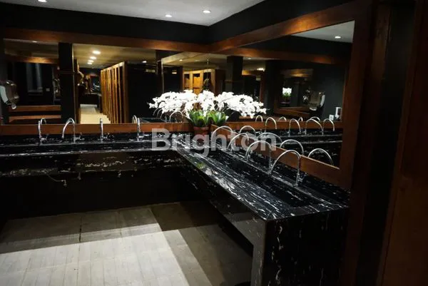 image EKS HOSTEL STRATEGIS SEMINYAK, 150 KAMAR (8)