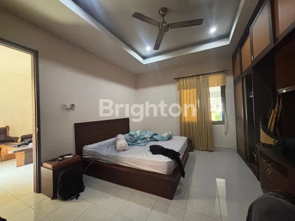image RUMAH 2 LANTAI MODERN DI KOTA DENPASAR  (3)
