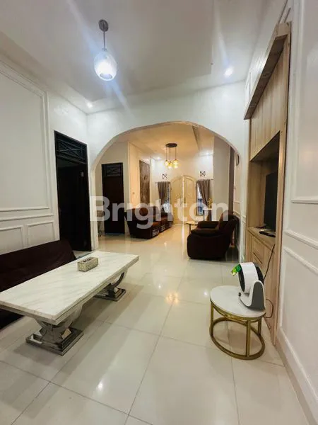 image RUMAH CANTIK SIAP HUNI DI TROPIKANA JABABEKA TURUN HARGA (2)