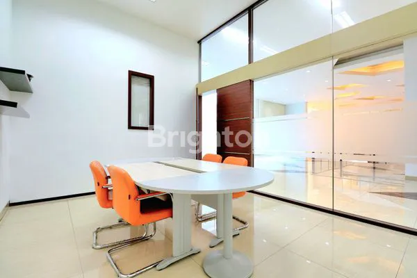 image BANGUNAN KOMERSIL LUXURY SIAP PAKAI+FULL AC+SEMI FURNISH+CCTV (8)