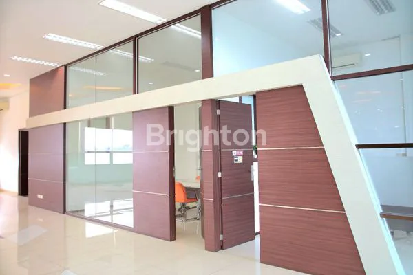 image BANGUNAN KOMERSIL LUXURY SIAP PAKAI+FULL AC+SEMI FURNISH+CCTV (4)