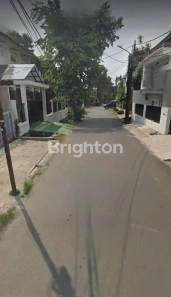 image RUMAH 2 LANTAI SIAP HUNI DI JL KEUANGAN, JAKARTA SELATAN, SELANGKAH KE MRT \\N (6)