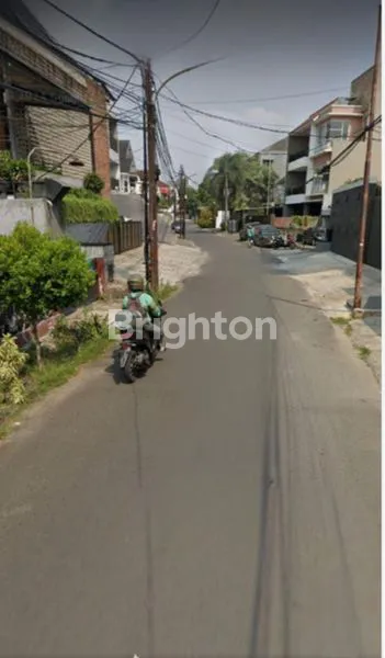 image RUMAH 2 LANTAI SIAP HUNI DI JL KEUANGAN, JAKARTA SELATAN, SELANGKAH KE MRT \\N (7)
