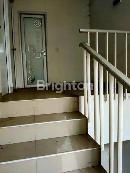 image DISEWAKAN RUMAH DI SERPONG LAGOON – HARGA SPESIAL DI BAWAH PASAR! (2)