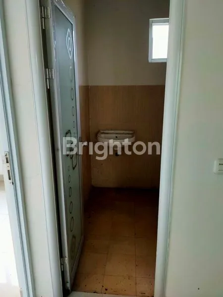 image DISEWAKAN RUMAH DI SERPONG LAGOON – HARGA SPESIAL DI BAWAH PASAR! (4)