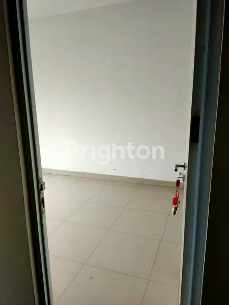 image DISEWAKAN RUMAH DI SERPONG LAGOON – HARGA SPESIAL DI BAWAH PASAR! (7)