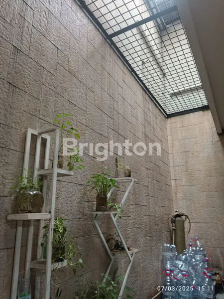 image RUMAH STRATEGIS DI SEKTOR 7  (6)