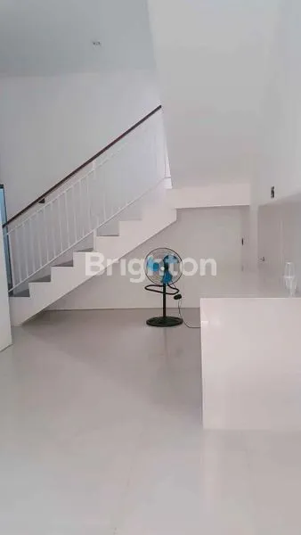 image RUMAH MINIMALIS 2 LANTAI SEMI FURNISH DENGAN 2 KAMAR TIDUR DI PEDUNGAN DENPASAR SELATAN\\N (6)