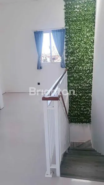 image RUMAH MINIMALIS 2 LANTAI SEMI FURNISH DENGAN 2 KAMAR TIDUR DI PEDUNGAN DENPASAR SELATAN\\N (5)