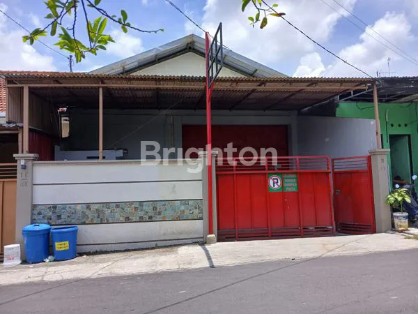 image DISEWAKAN GUDANG STRATEGIS DI JALAN BUNG TOMO (3)