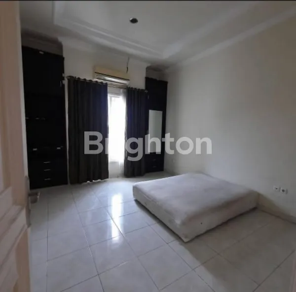 image RUMAH TENGGILIS UTARA 2 LANTAI SIAP HUNI FURNISH (5)