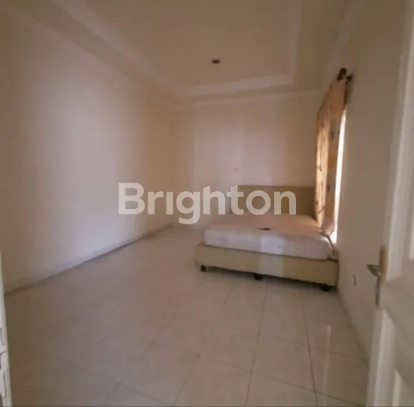 image RUMAH TENGGILIS UTARA 2 LANTAI SIAP HUNI FURNISH (7)