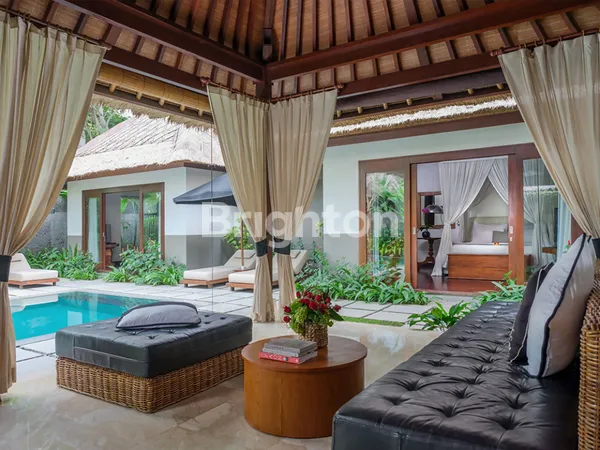 image VILLA 1BR LUXE SEMINYAK | LT 256M² TEAK WOOD & MARMER | PRIVATE RETREAT (4)