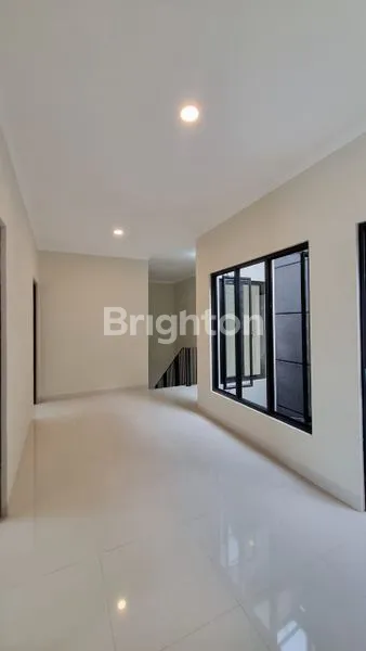 image RUMAH BRAND NEW ,MINIMALIS DI SEKTOR 9  BINTARO (3)