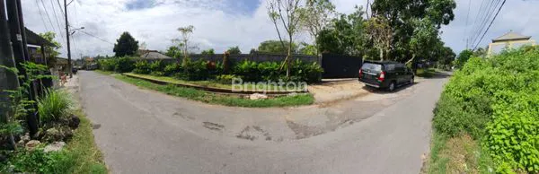 image TANAH PREMIUM 1.000 M2, SIAP BANGUN, DAPAT 2 AKSES JALAN, STRATEGIS DI TAMAN GIRI, BENOA (1)