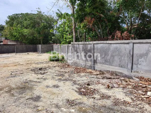 image TANAH PREMIUM 1.000 M2, SIAP BANGUN, DAPAT 2 AKSES JALAN, STRATEGIS DI TAMAN GIRI, BENOA (4)